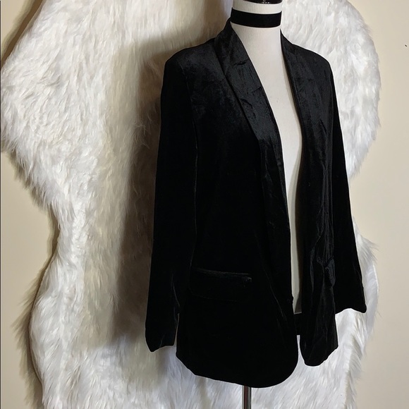 Cherrykoko Black Velvet Blazer - Picture 3 of 8